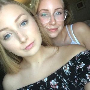 Meet your Posher, Ava